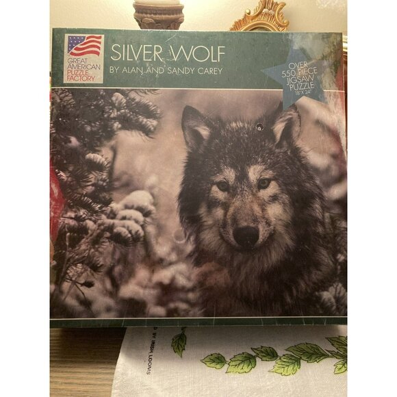 Silver Wolf Over 550 Piece Jigsaw Puzzle Great American Puzzle Factory New! - Picture 1 of 8